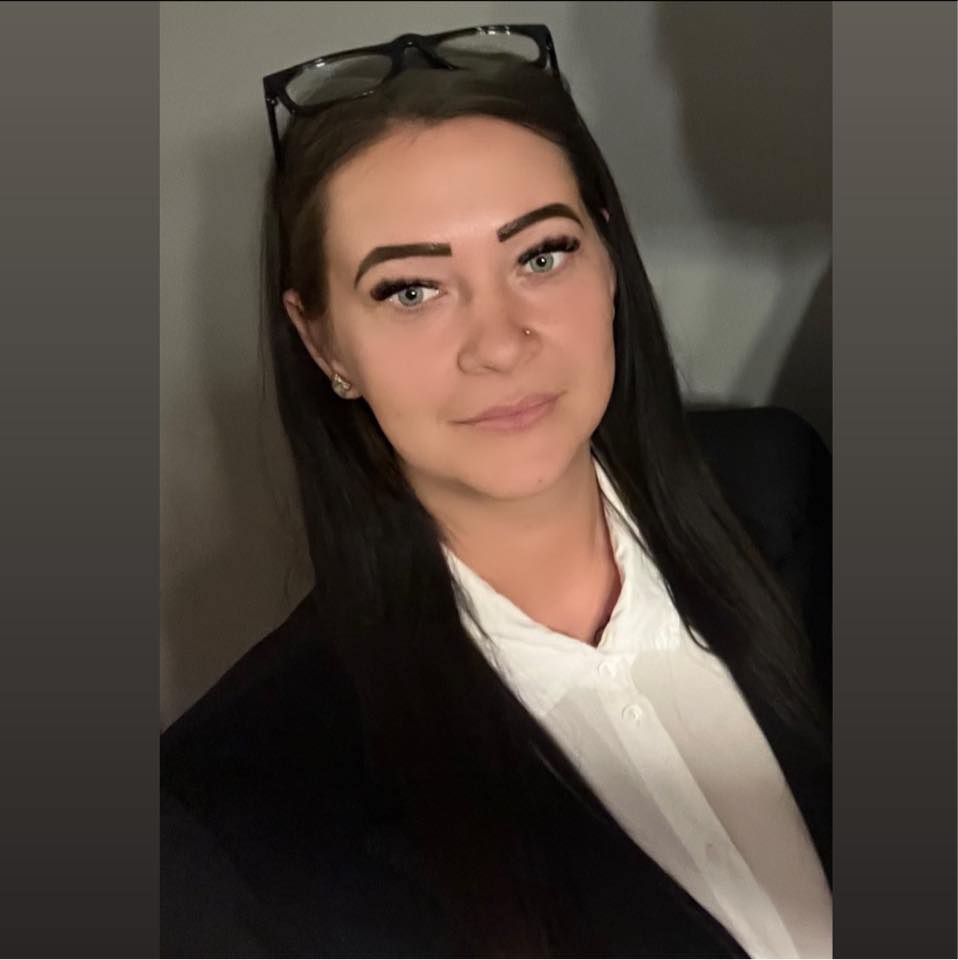 Kiss Liliána tulajdonos,vezető 